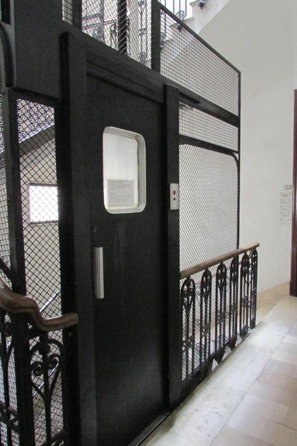 Guesthouse City Center Bari Eksteriør bilde